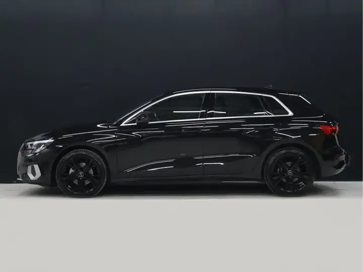 Audi A3 2022 photo 2