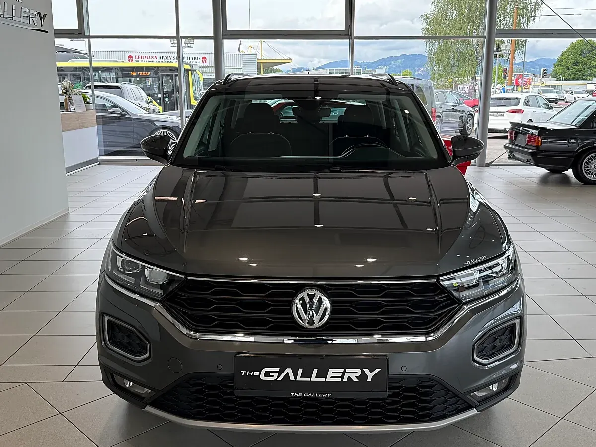 Volkswagen T-Roc 2019 photo 2