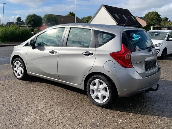 Nissan Note 2014 photo 4