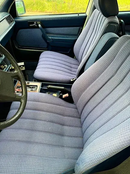 Mercedes-Benz 190 E 1986 photo 3