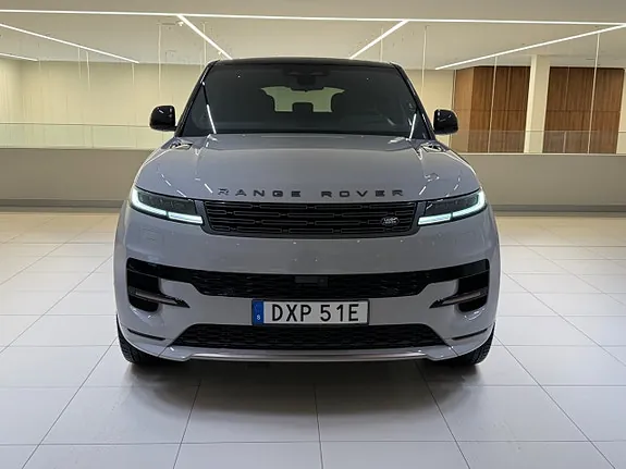 Land Rover Range Rover Sport 2026 photo 2