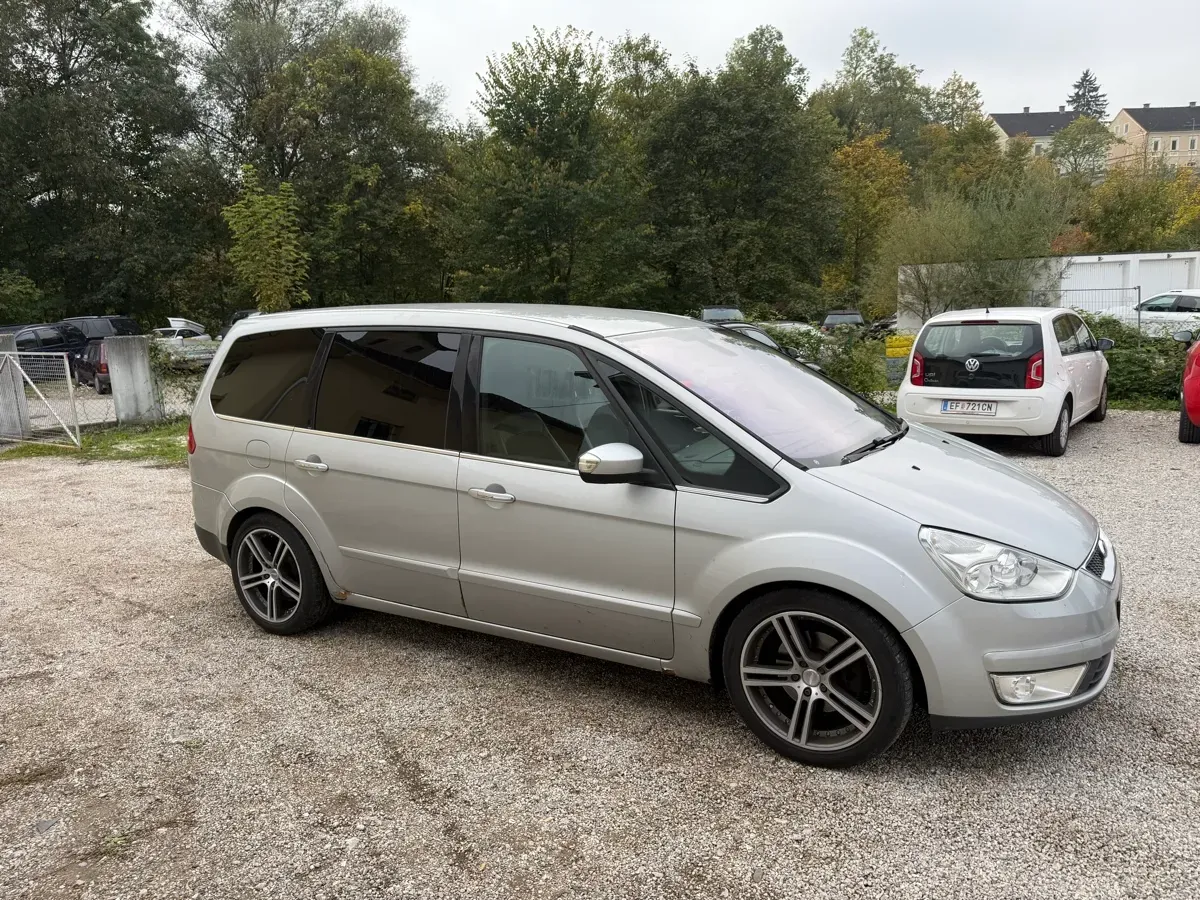 Ford Galaxy 2008 photo 2