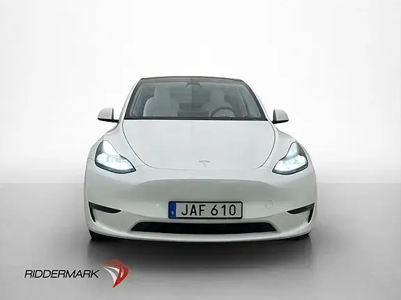 Tesla Model Y 2023 photo 3