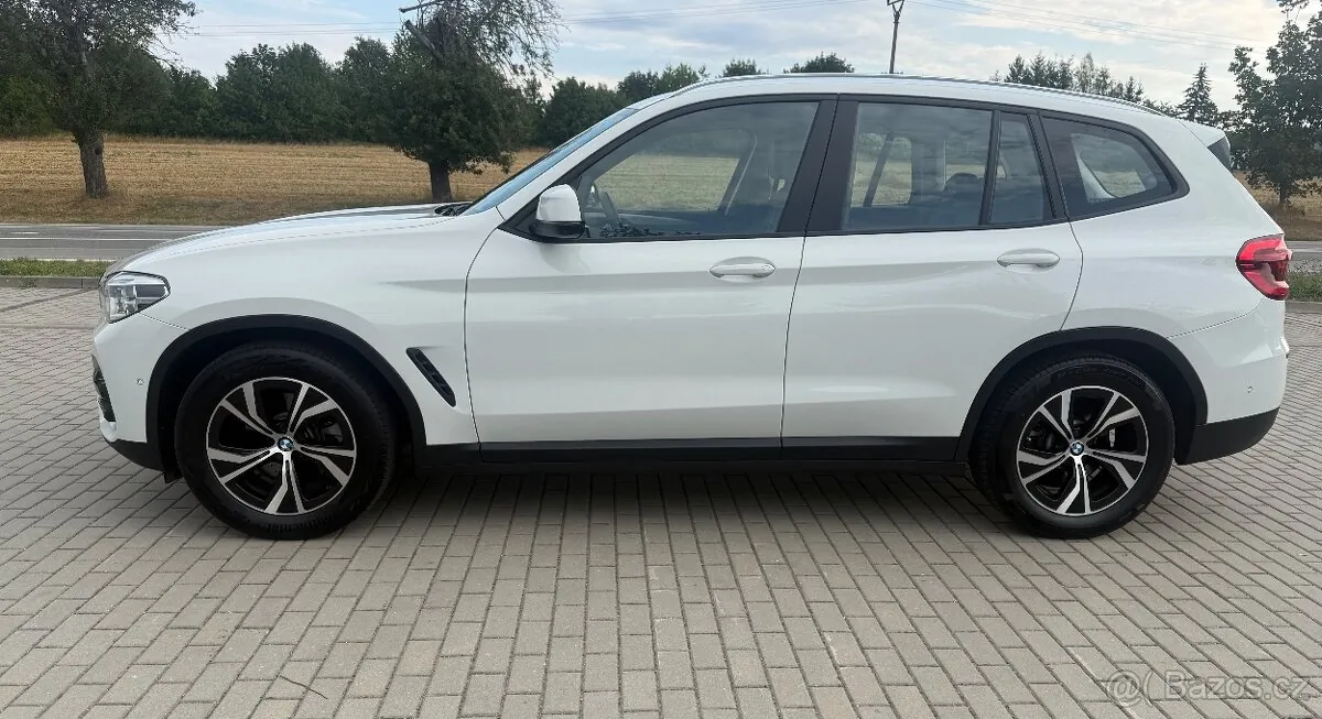 BMW X3 2018 photo 2