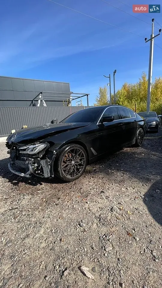 BMW 5 Series 2021 photo 4