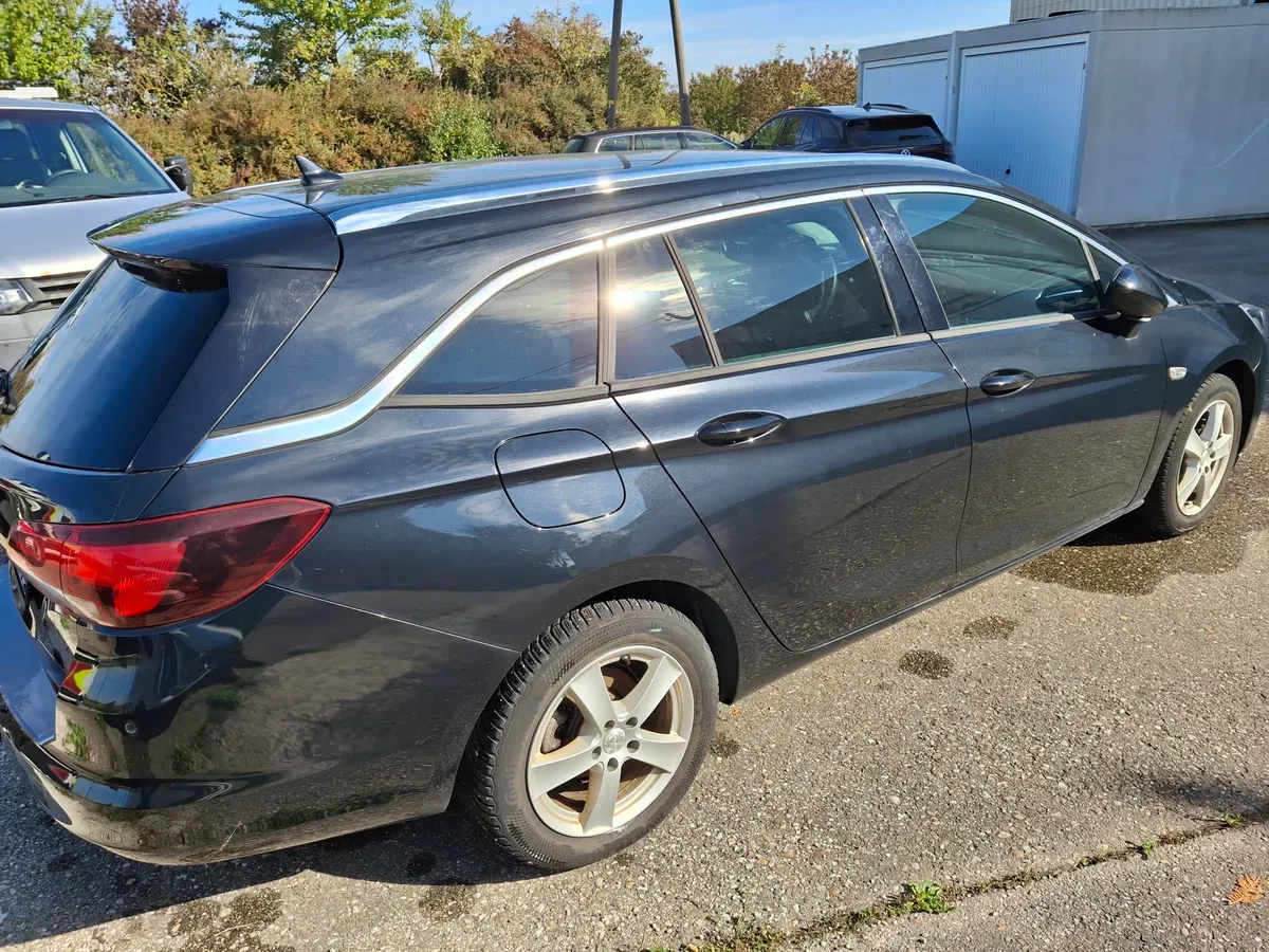Opel Astra 2020 photo 3