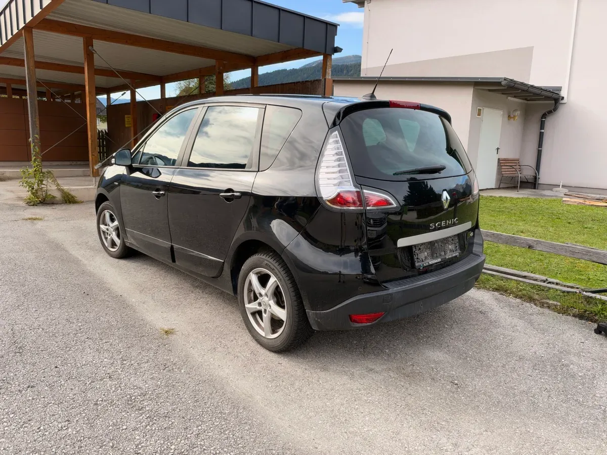 Renault Scenic 2015 photo 2