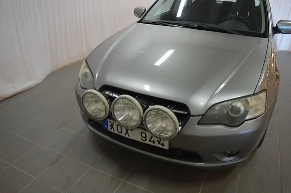 Subaru Legacy 2006 photo 2