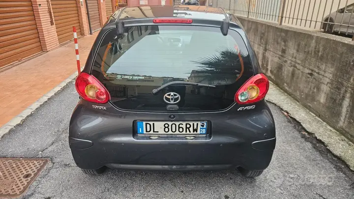 Toyota Aygo 2008 photo 2