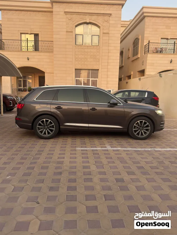 Audi Q7 2016 photo 3