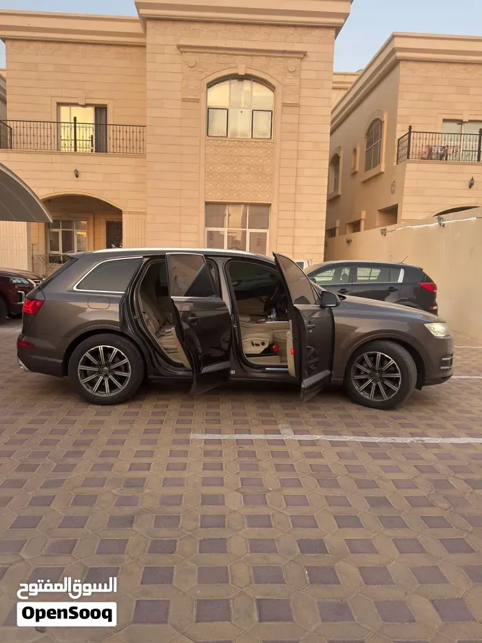 Audi Q7 2016 photo 4