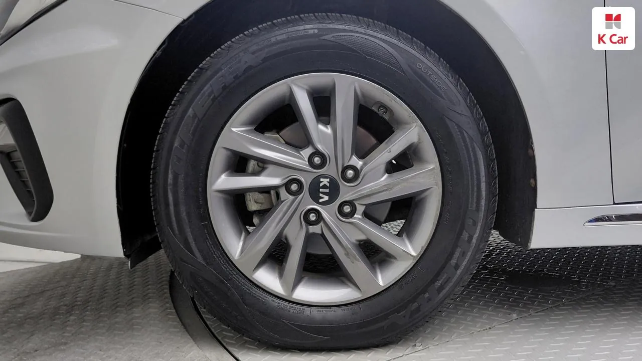 Kia K5 2019 photo 5