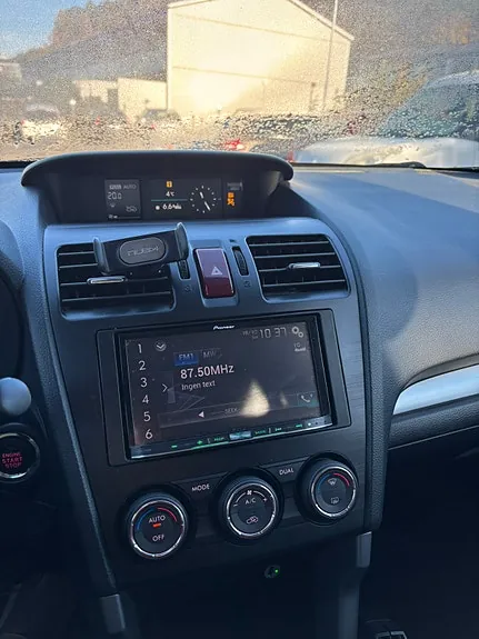 Subaru Forester 2014 photo 4