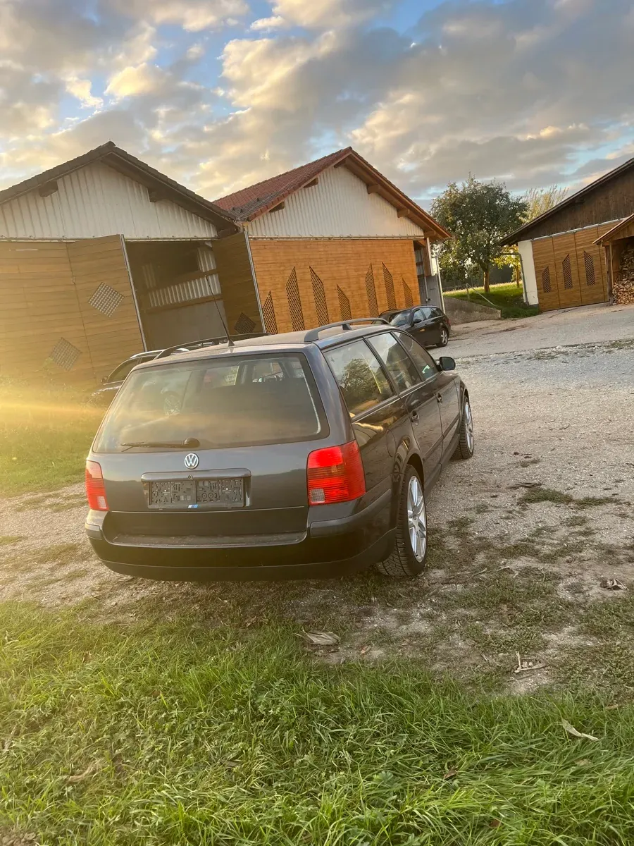 Volkswagen Passat 2000 photo 3