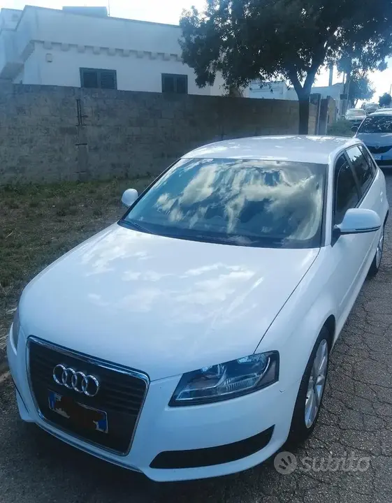 Audi A3 2011 photo 2