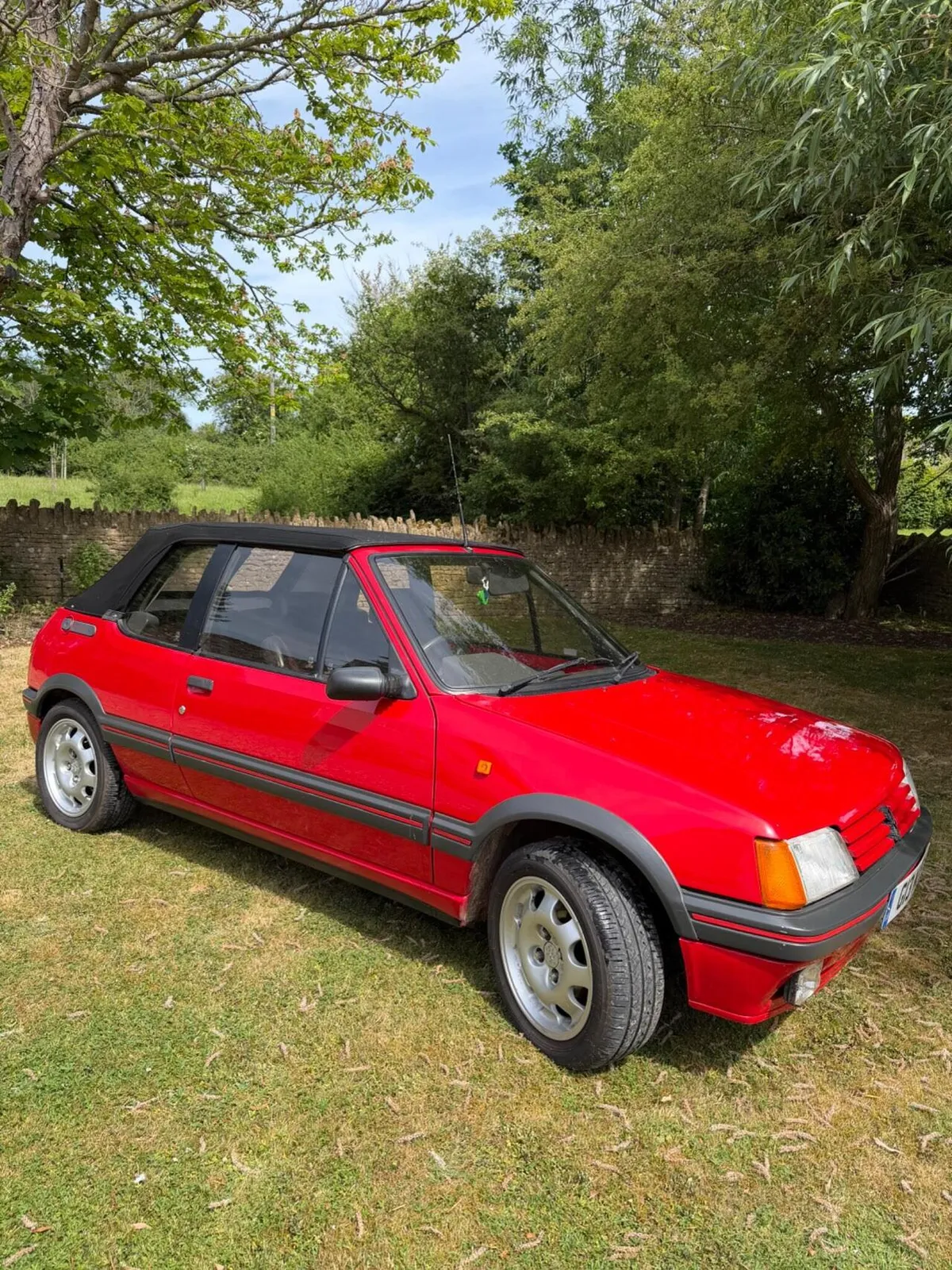 Peugeot 205