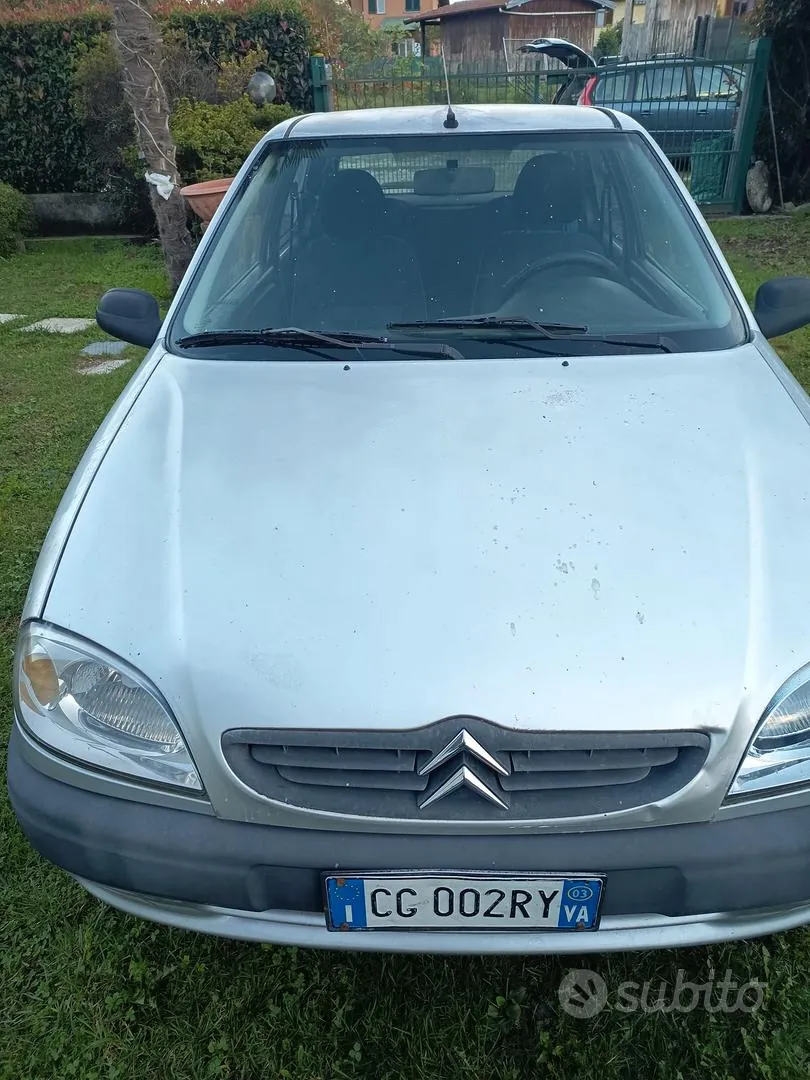 Citroen Saxo 2003 photo 2