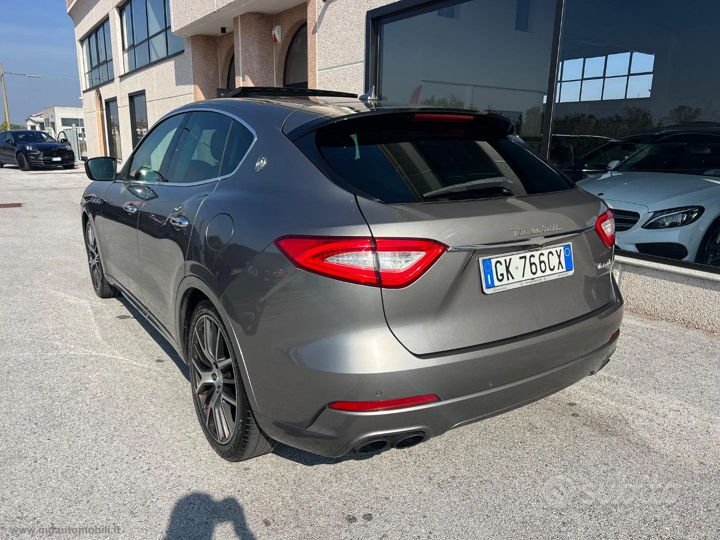 Maserati Levante 2016 photo 5