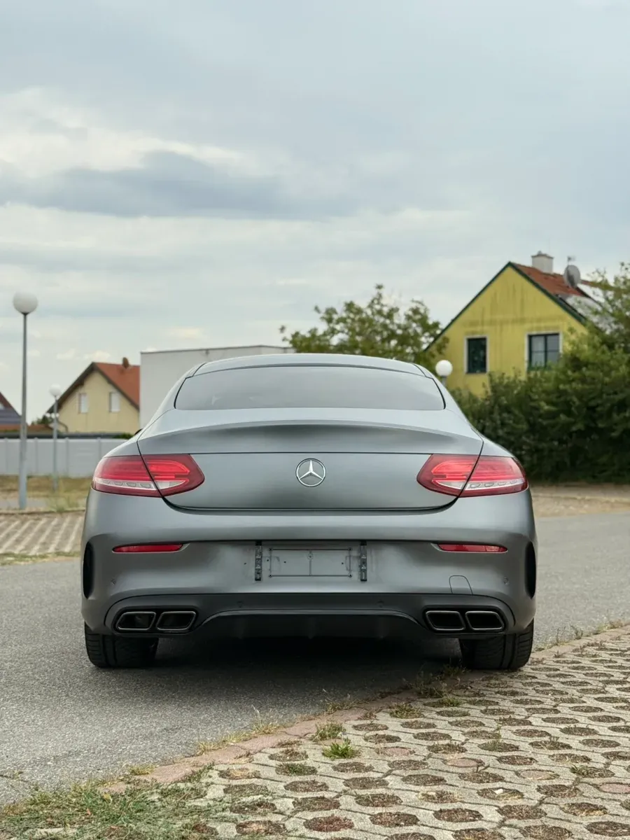 Mercedes-Benz C-Class 2016 photo 3