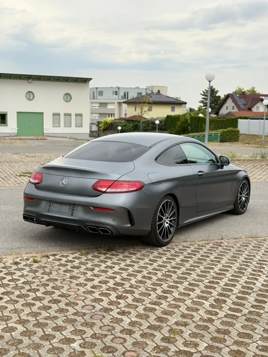 Mercedes-Benz C-Class 2016 photo 2