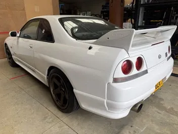 Nissan Skyline 1996 photo 5