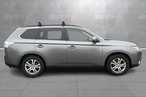 Mitsubishi Outlander 2013 photo 5