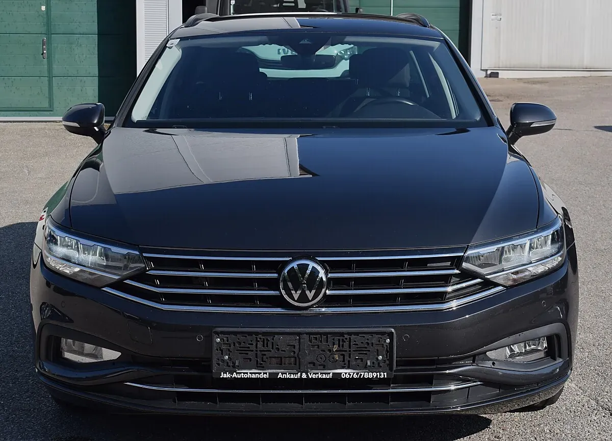 Volkswagen Passat 2020 photo 2
