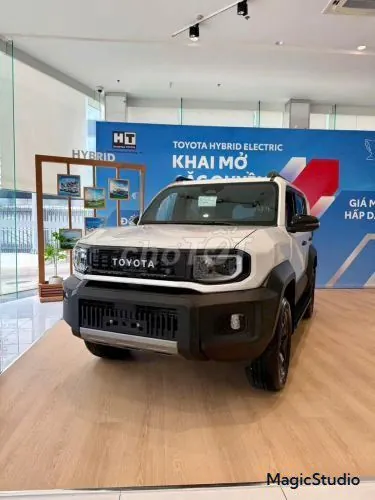 Toyota Land Cruiser Fj 2026 photo 3