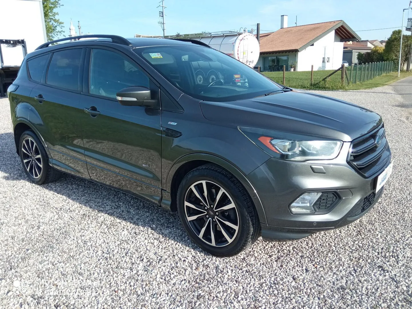 Ford Kuga 2019 photo 2