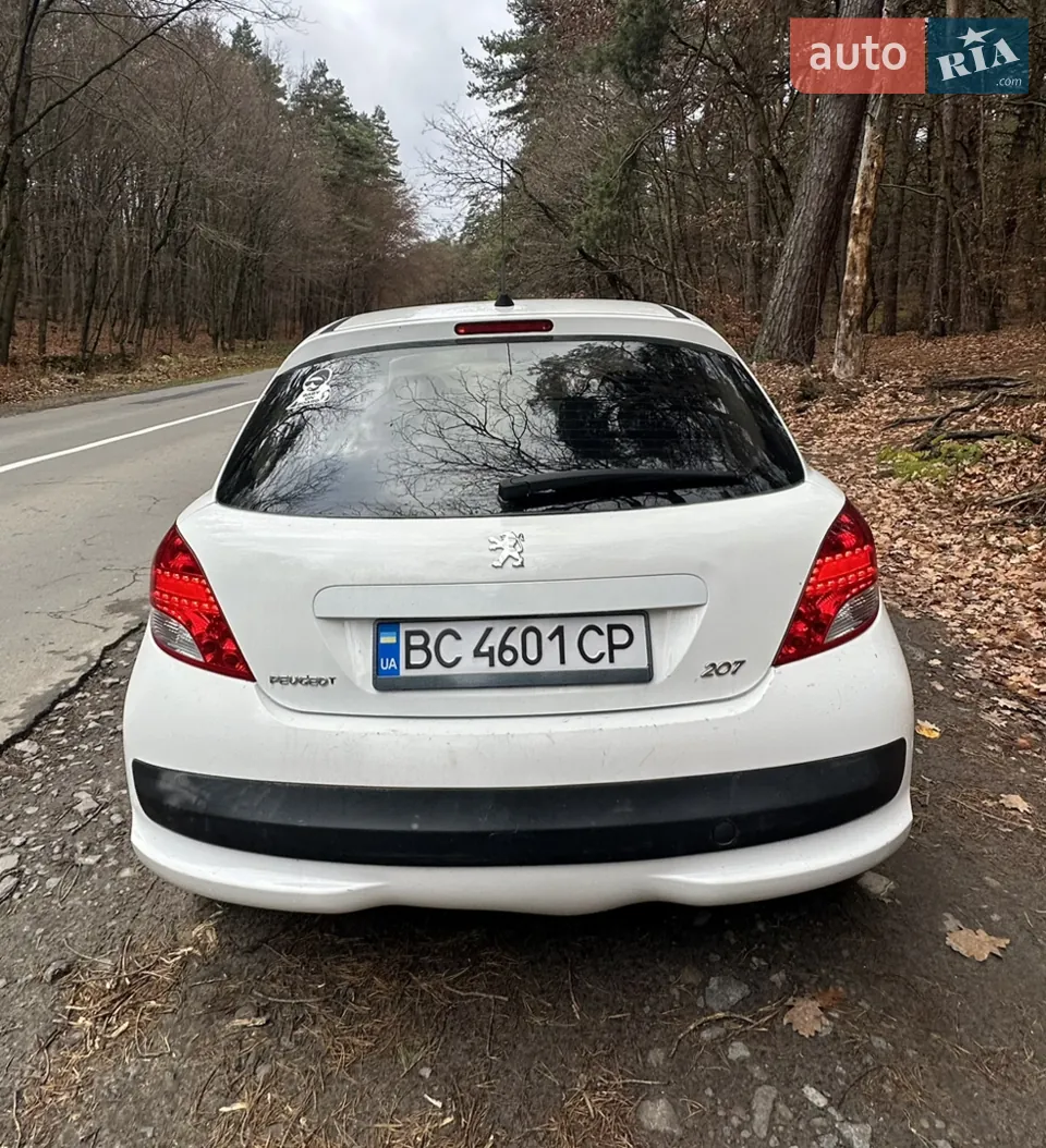 Peugeot 207 2008 photo 5
