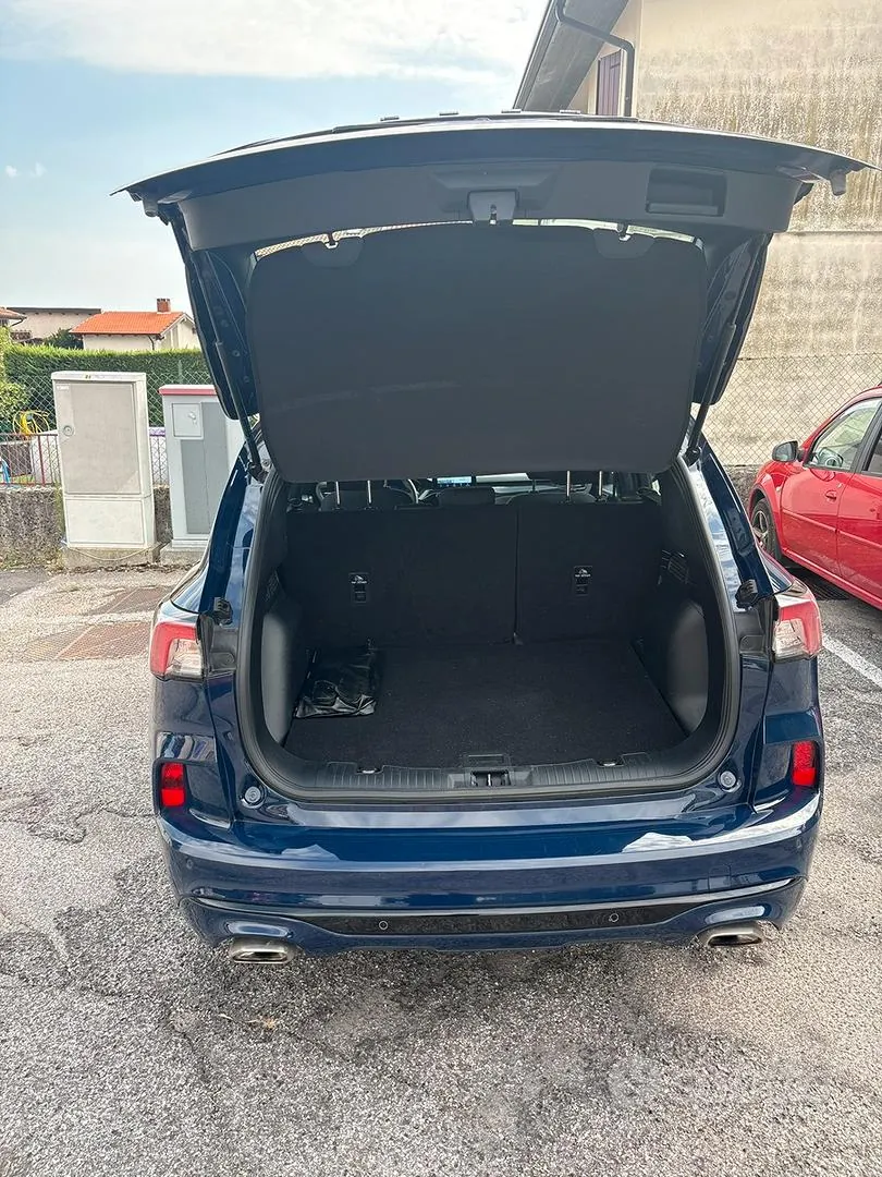 Ford Kuga 2022 photo 4