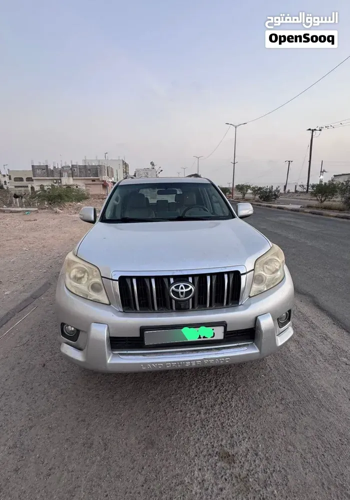 Toyota Prado 2012 photo 2