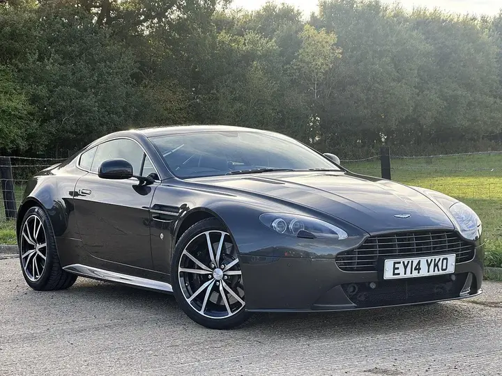 Aston Martin Vantage