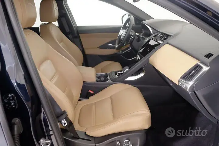 Jaguar E-Pace 2022 photo 3