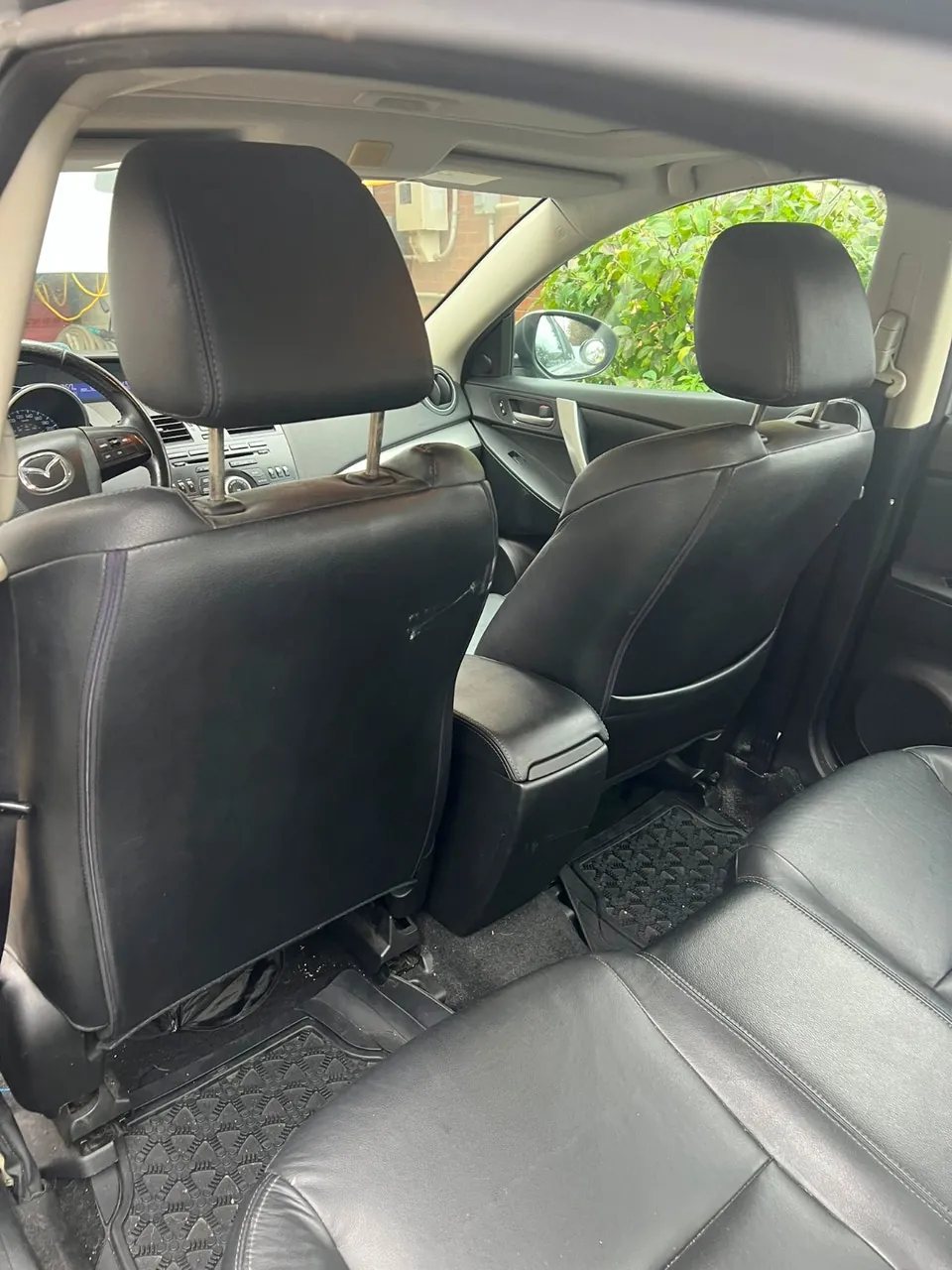 Mazda 3 2012 photo 3