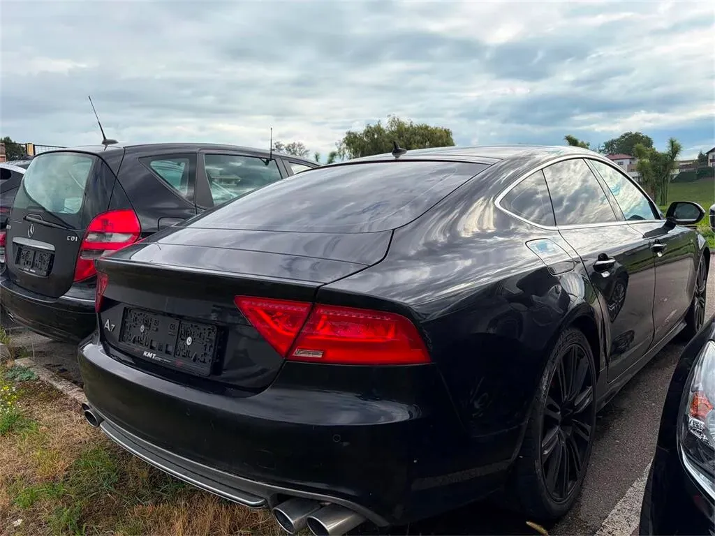 Audi A7 2013 photo 3
