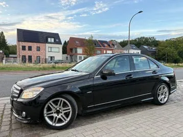 Mercedes-Benz C-Class 2011 photo 2