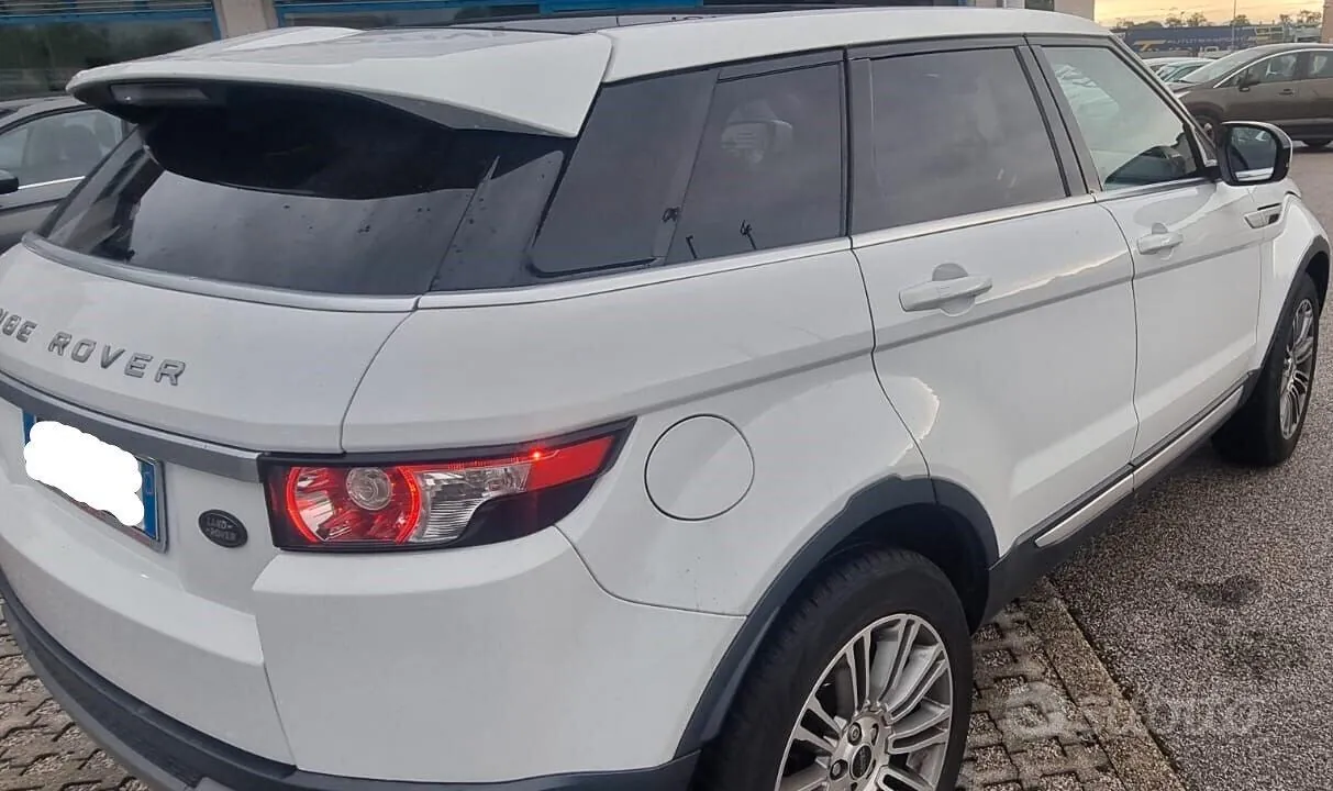 Land Rover Range Rover Evoque 2013 photo 3