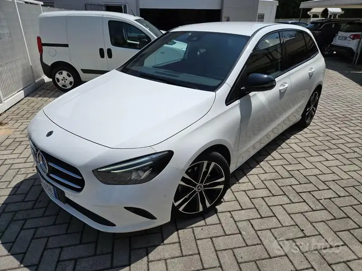 Mercedes-Benz B 200 2020 photo 4