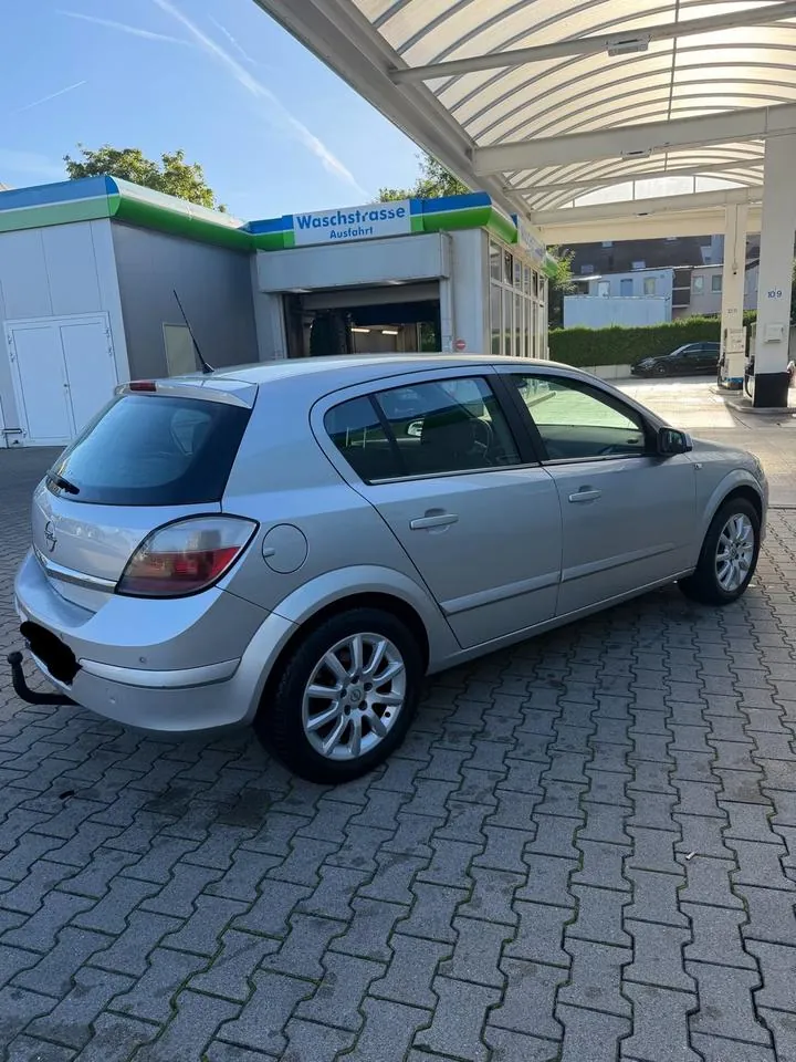 Opel Astra H