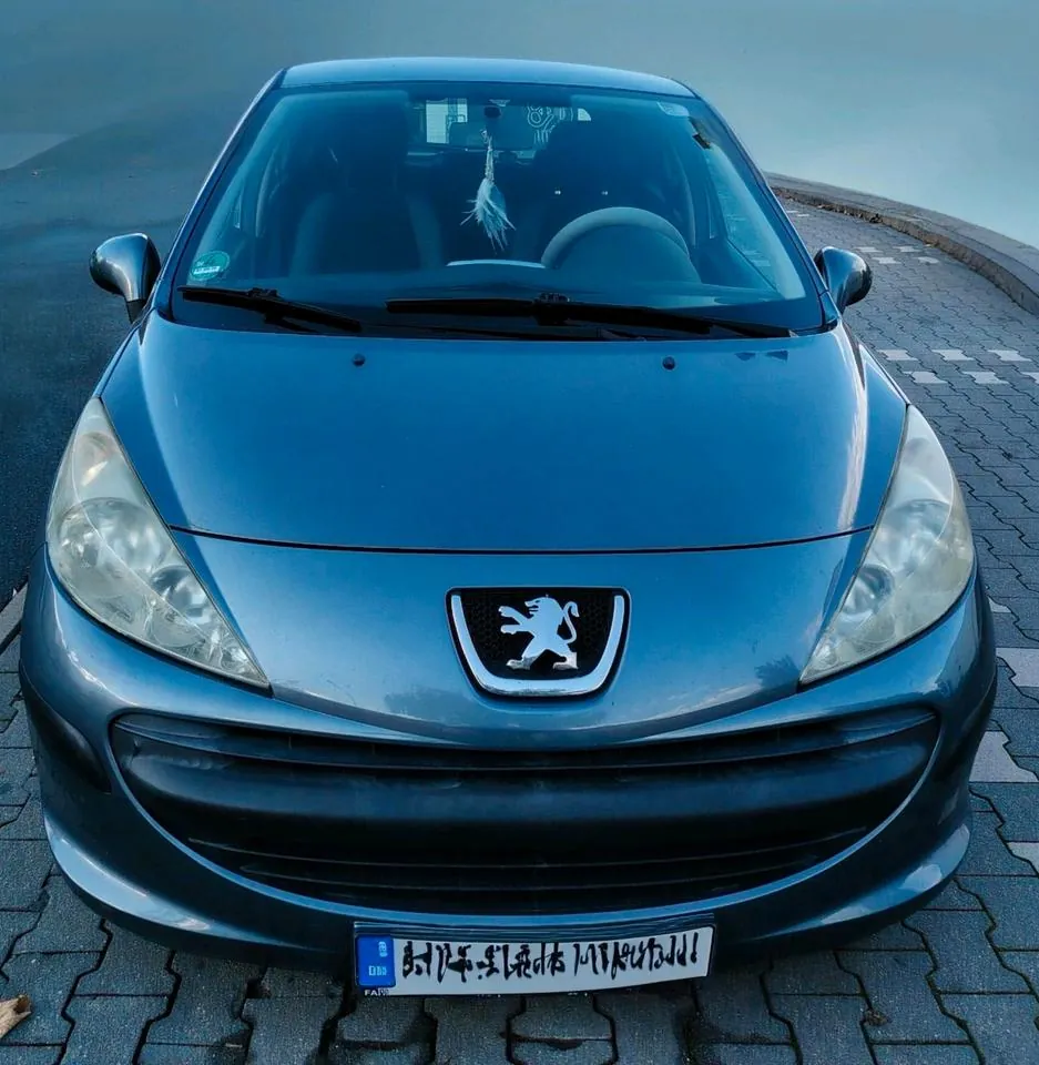 Peugeot 207