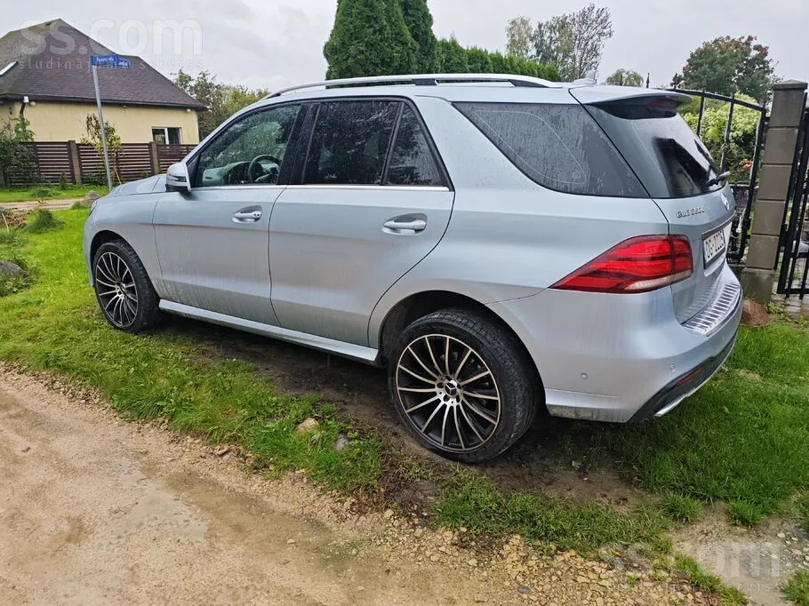 Mercedes-Benz Gle 350 2018 photo 3