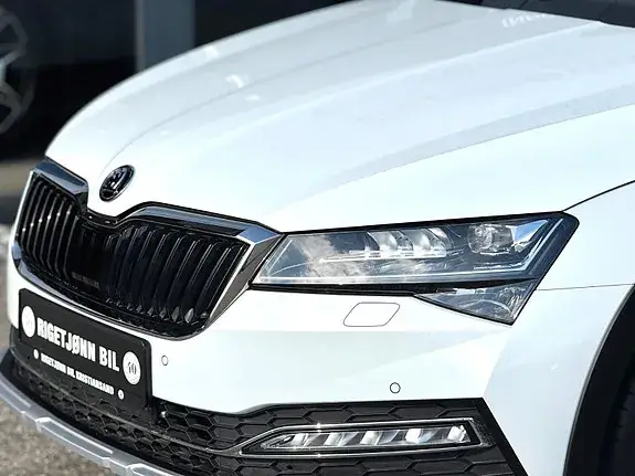 Skoda Superb 2020 photo 3