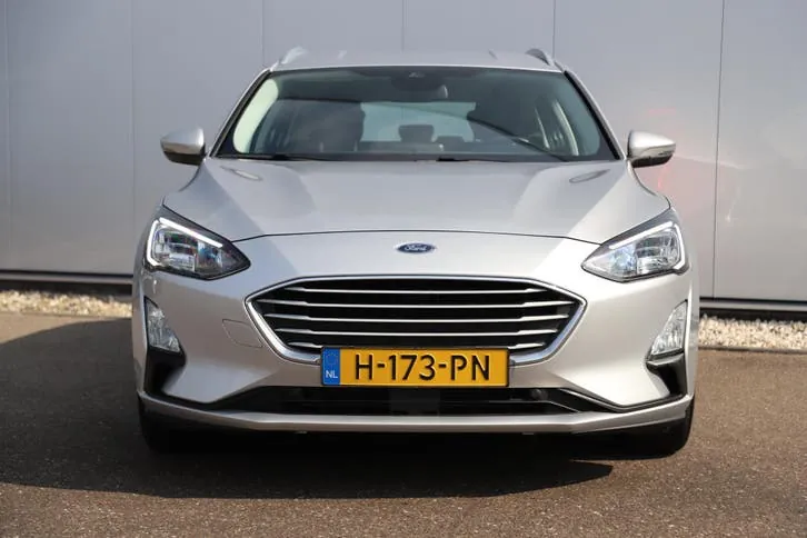 Ford Focus 2020 photo 2