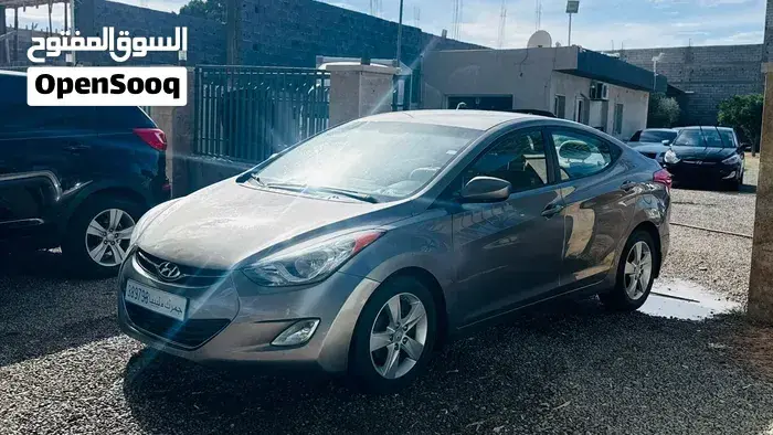 Hyundai Elantra 2012 photo 2