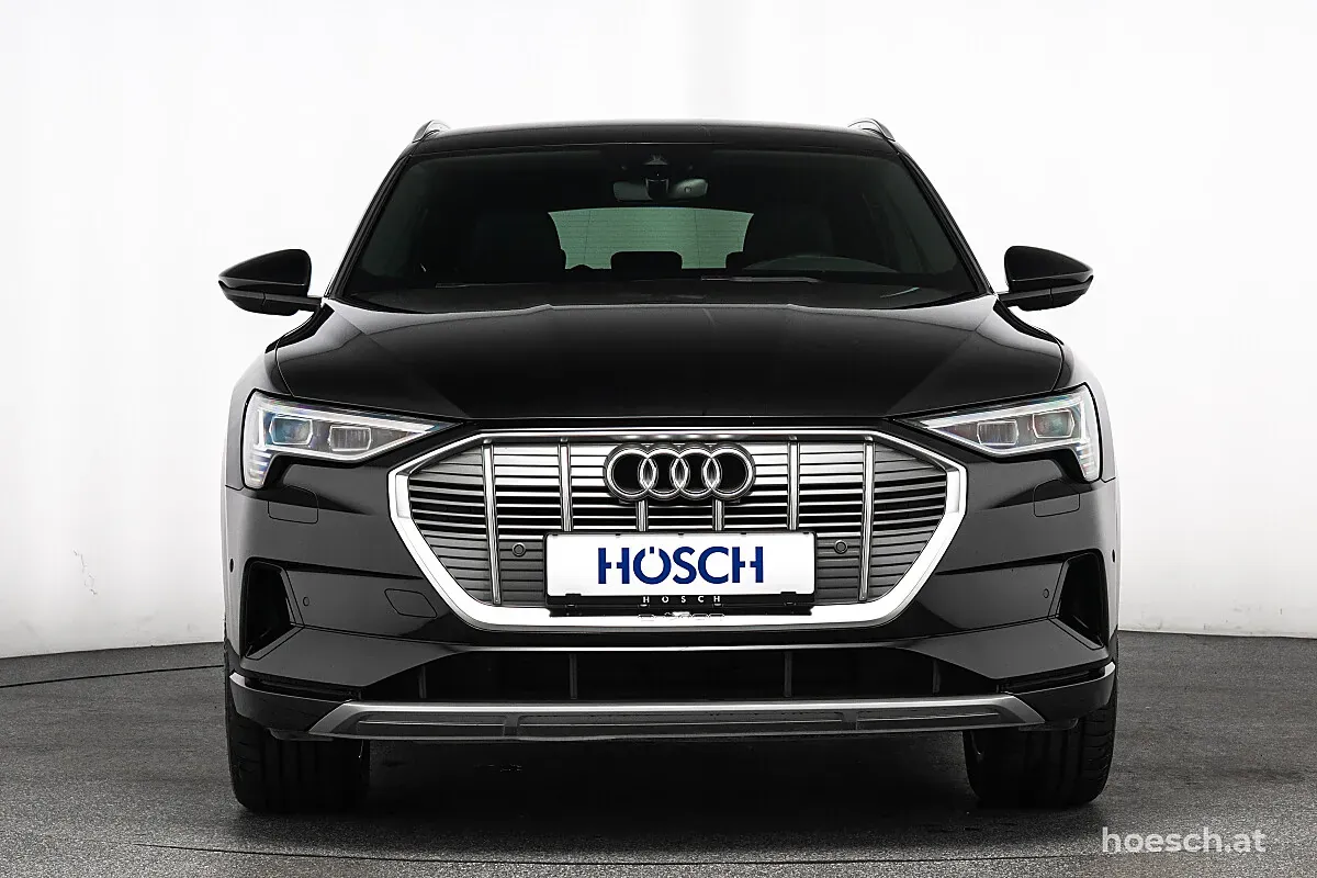 Audi E-Tron 2023 photo 2