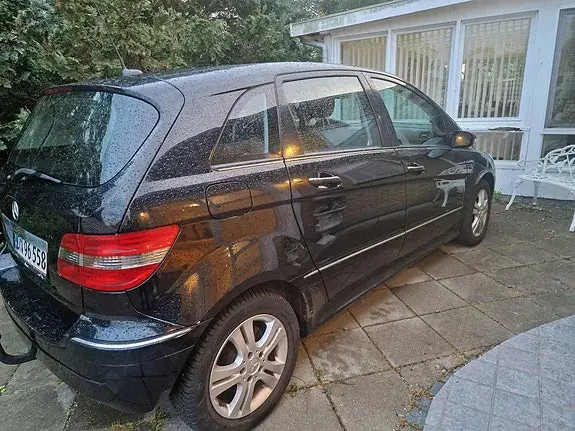 Mercedes-Benz B 170 2008 photo 2
