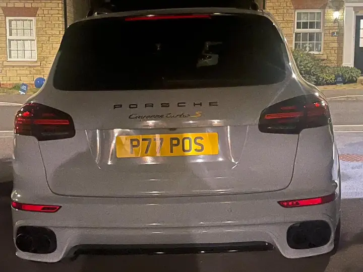 Porsche Cayenne 2015 photo 2