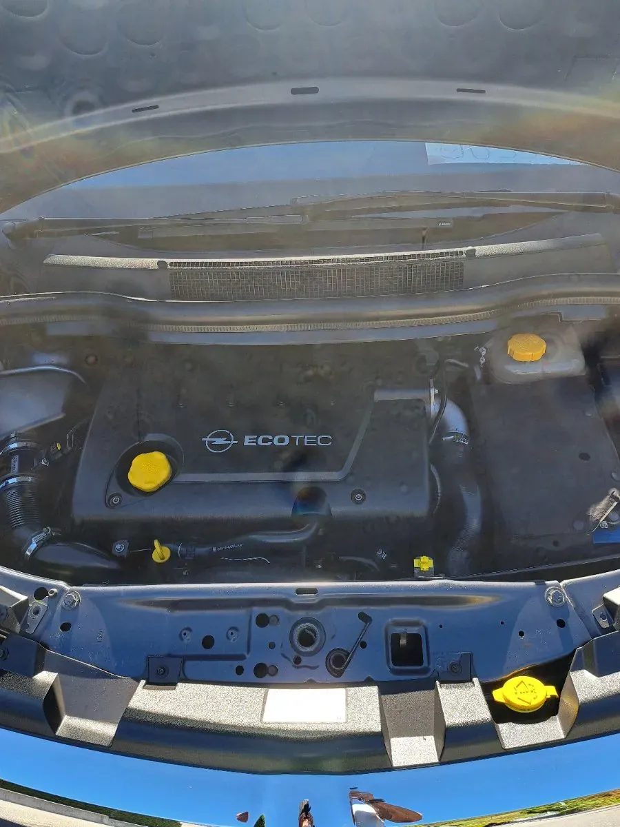 Opel Zafira 2007 photo 2