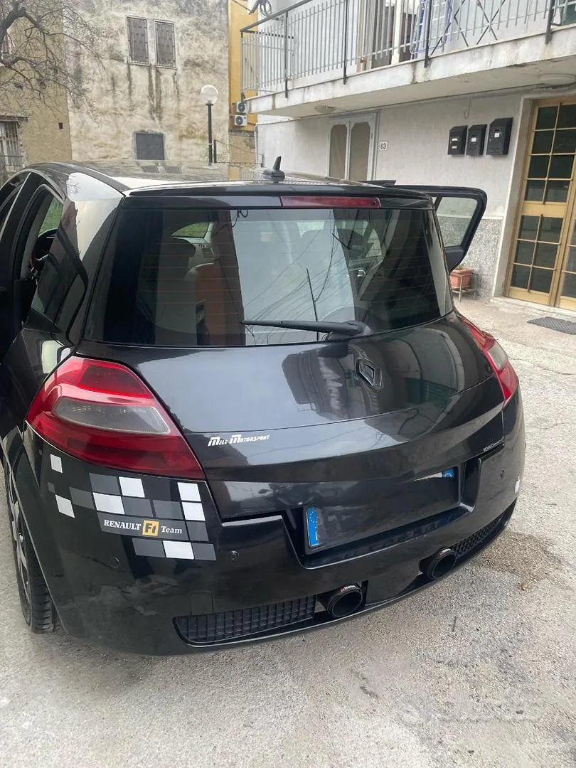 Renault Megane 2004 photo 3